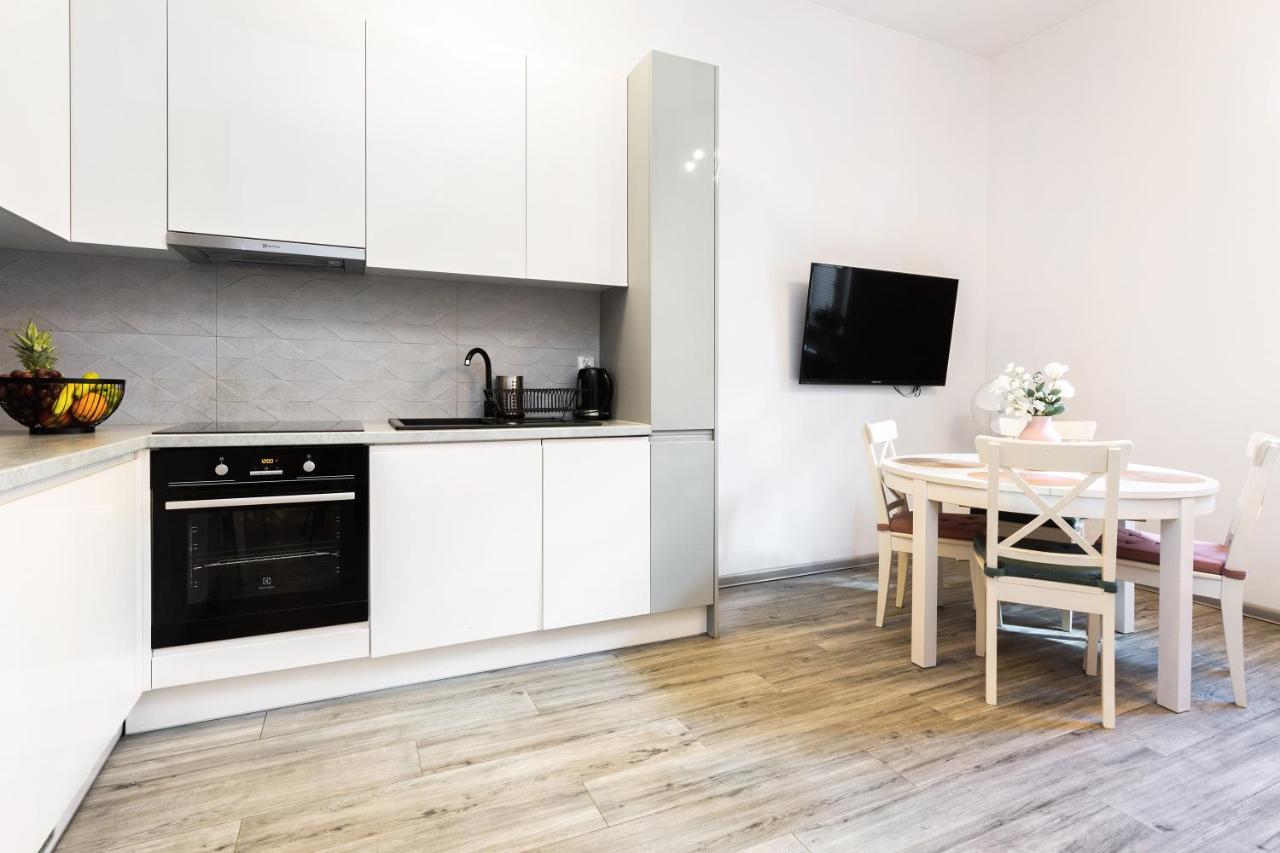 Luxury Apartments Old Town Topolowa クラクフ エクステリア 写真